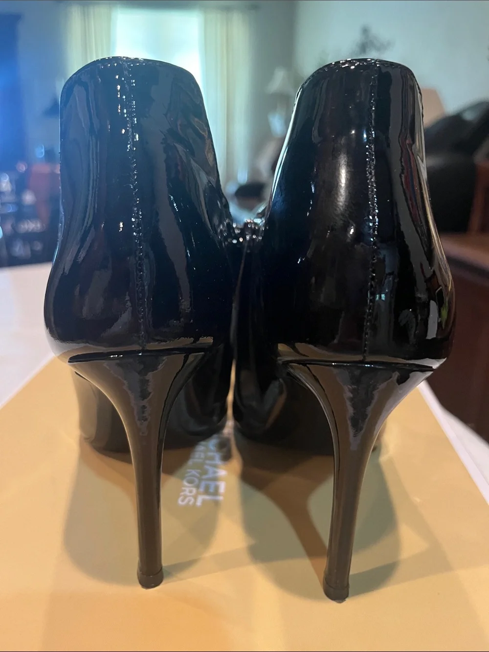 Michael Kors Corrine Patent Bootie - Black size 6.5 women’s